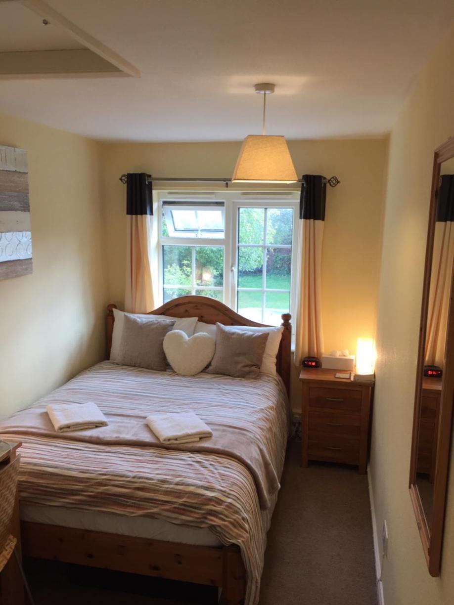 The Holly Tree Bed and Breakfast CBG Eksteriør billede