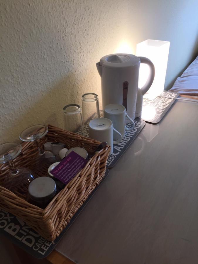 The Holly Tree Bed and Breakfast CBG Eksteriør billede